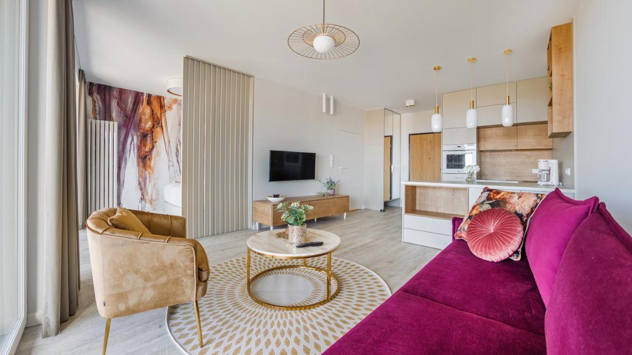 Apartamenty Sun & Snow Modern Tower غدينيا المظهر الخارجي الصورة